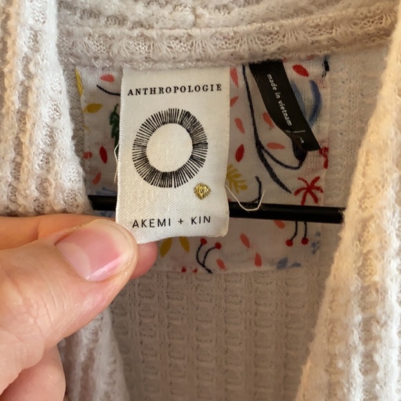 🎉SALE🎉 ANTHROPOLOGIE Akemi + Kim Waffle Knit Wrap Top XS - Picture 8 of 16